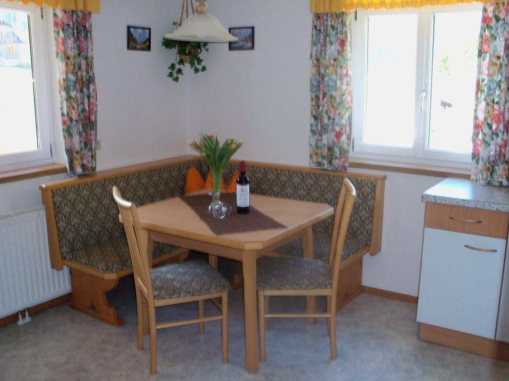 Apartament Haus Mary Rußbach am Paß Gschütt Zewnętrze zdjęcie